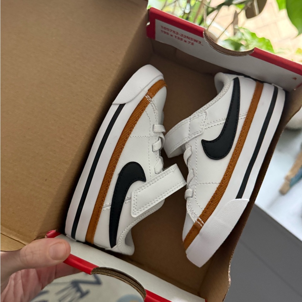 Nike Court Legacy 7C